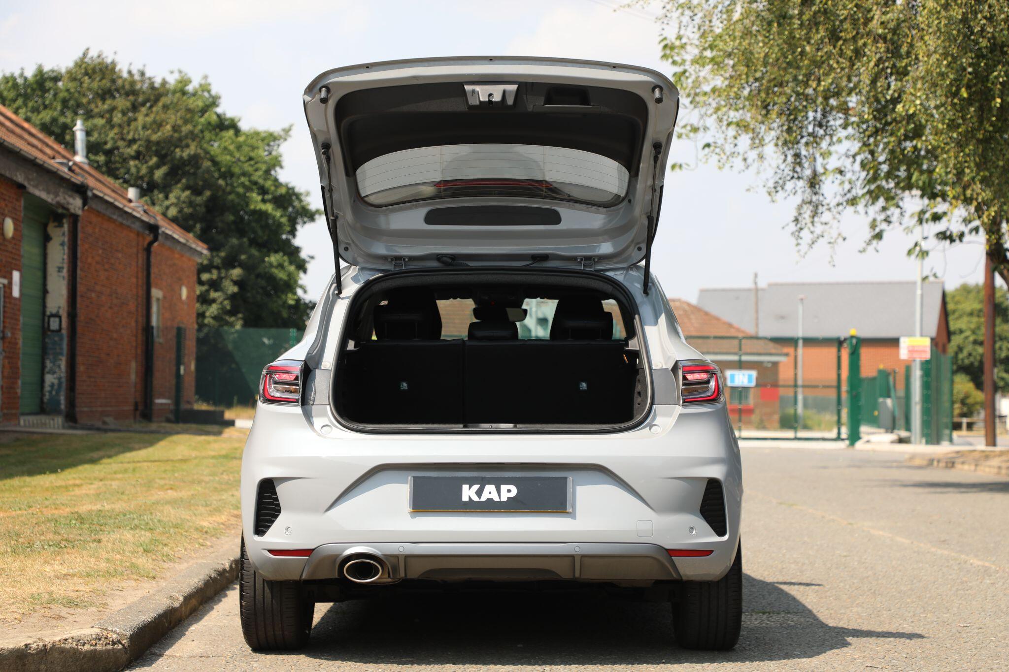 Large vehicle image